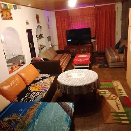 Ruhiges Keller Apartement Nm
