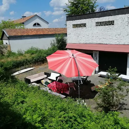 Ruhiges Keller Apartement Nm Apartment *